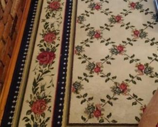 Beautiful floral area rug