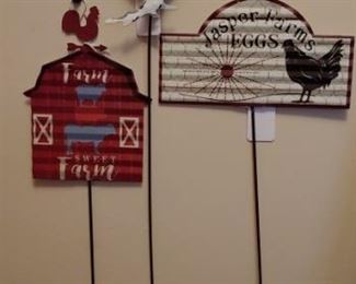 Country and farm decor