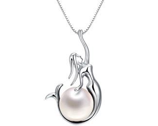 Sterling silver cultured Pearl mermaid necklace