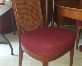 Drexel Dining Table/Chairs