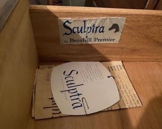 Sculptra by Broyhill Premier