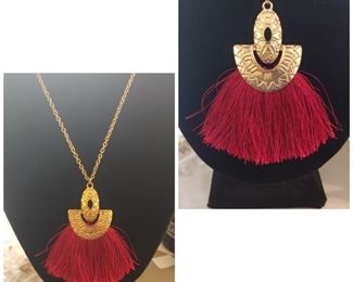 Huge collection I jewelry