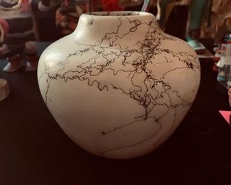Navajo horse hair pot