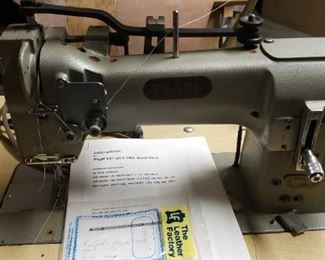 Pfaff leather machine