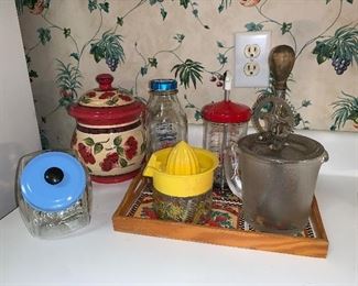 Vintage kitchen items!
