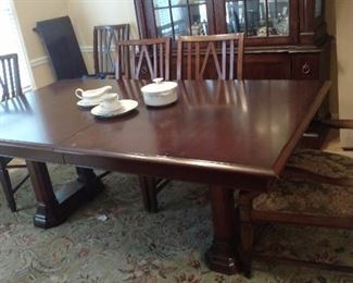 Dining room table and chairs great buy!