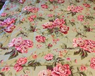 Queen Size Reversible Comforter
