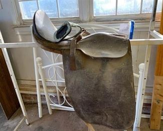 English Saddle