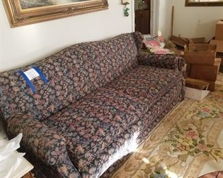 Vintage Floral Sofa Hide-a-bed