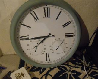 Large 2' outdoor clock