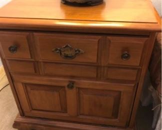 Matching Maple nightstands https://ctbids.com/#!/description/share/315870