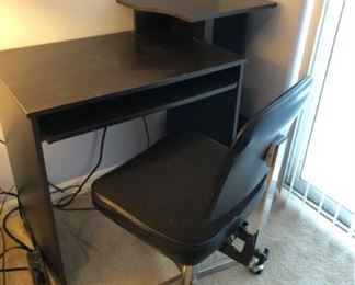 Computer desk and chair https://ctbids.com/#!/description/share/315872