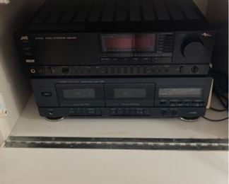 Stereo - tape player and speakers https://ctbids.com/#!/description/share/315862