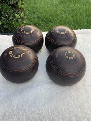 Vintage Lawn Bowls https://ctbids.com/#!/description/share/316195
