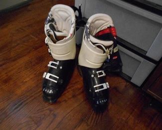 Ski shoes-sarge inferno