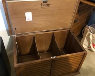 Lane cedar chest