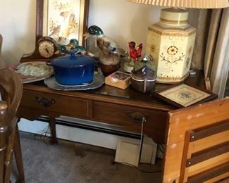 Desk, lamp, home decor