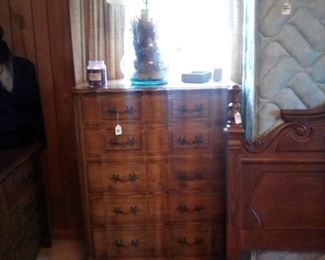 Thomasville bedroom furniture
