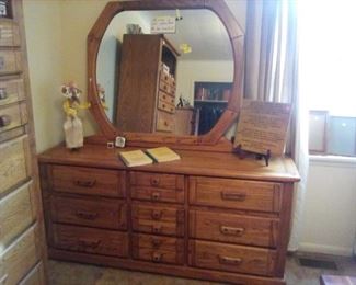 Harrison dresser/mirror bedroom furniture
