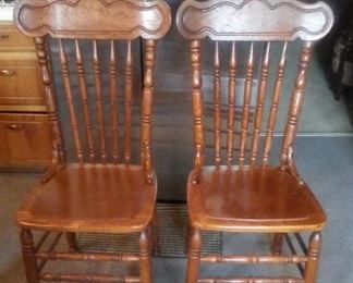 Oak dining table chairs