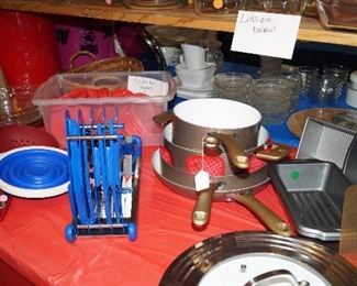 pots and pans, kitchen gadgets