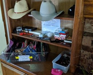 Yep, those are both Stetsons!  One of them is a 10 star!