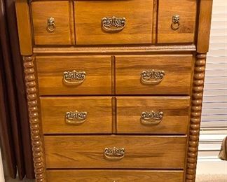Chest of drawers with spindle detail