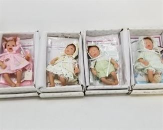 Ashton Drake 5" Vinyl dolls: I Wish You Series https://ctbids.com/#!/description/share/315403