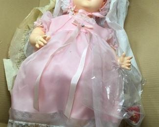 Shirley Temple Baby Dolls set of 2 https://ctbids.com/#!/description/share/315518