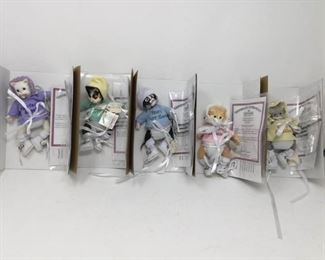 Heavenly Handfuls Lil Kitten Cuties https://ctbids.com/#!/description/share/315530