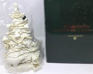 The Snowbabies Christmas Tree from Dept56 https://ctbids.com/#!/description/share/316337