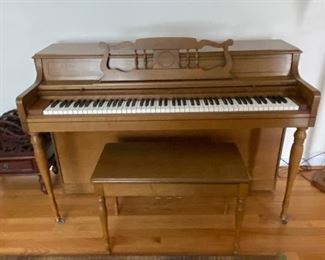 Rudolph Wurlitzer upright piano