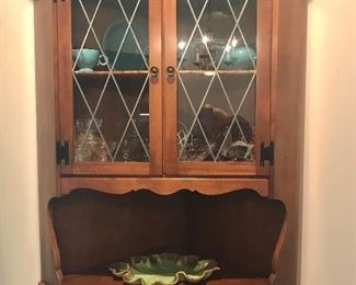 Corner hutch Ethan Allen, big old organic 50's leaf pottery plate