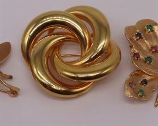 JEWELRY Grouping of kt Gold Brooches