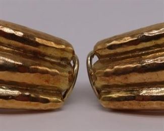 JEWELRY Pair of Handhammered kt Gold Ear