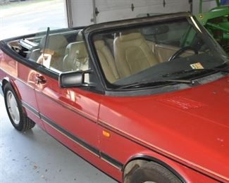 1993 CONVERTIBLE SAAB  