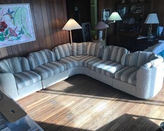 Henredon Folio 500 Vintage Sectional Sofa $ 1,800.00