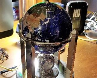 Metal globe