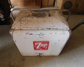 Old 7up Cooler