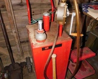 Garage Caddy Dispenser and Tank