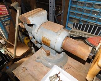 Large Wisdom Bench Vise