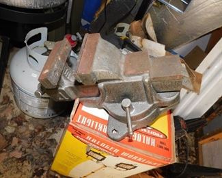 Bench Vise