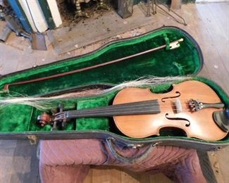 Several Old Fiddles/Violins in Cases