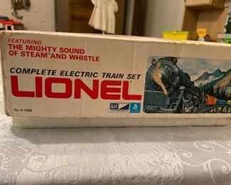 Lionel Train Set