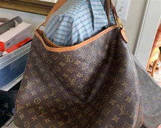 Louis Vuitton Graceful! The large one...retails for over $1600 at LV!