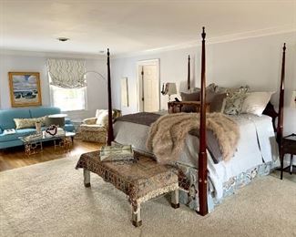 Wait until you see this master bedroom...it is divine! This is where we will have jewelry and handbags. Security will be posted in front of the door and allow 3 people in at a time. No HANDBAGS/BAGS or TOTES allowed in the jewelry room. No exceptions.