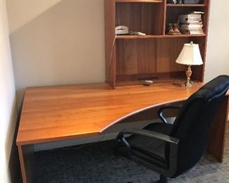 cherry corner desk with movable shelf and office chair