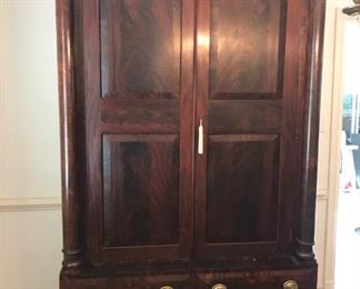Massive Armoire https://ctbids.com/#!/description/share/317392
