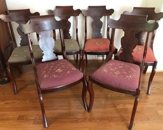 Dining chairs https://ctbids.com/#!/description/share/317394