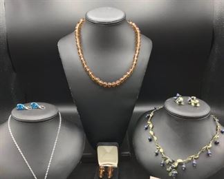 Costume necklaces. https://ctbids.com/#!/description/share/317400